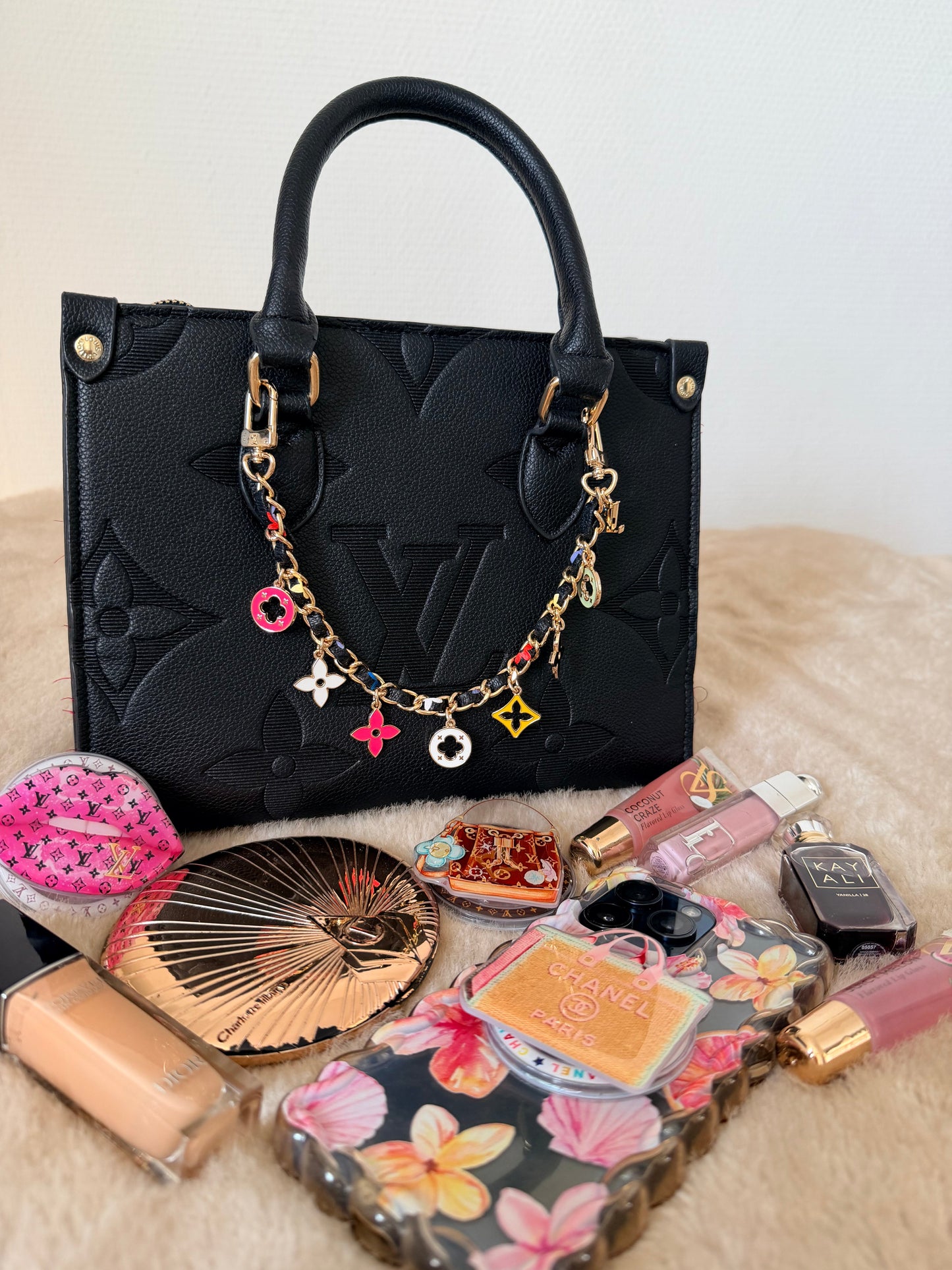 CHARM DIVINA