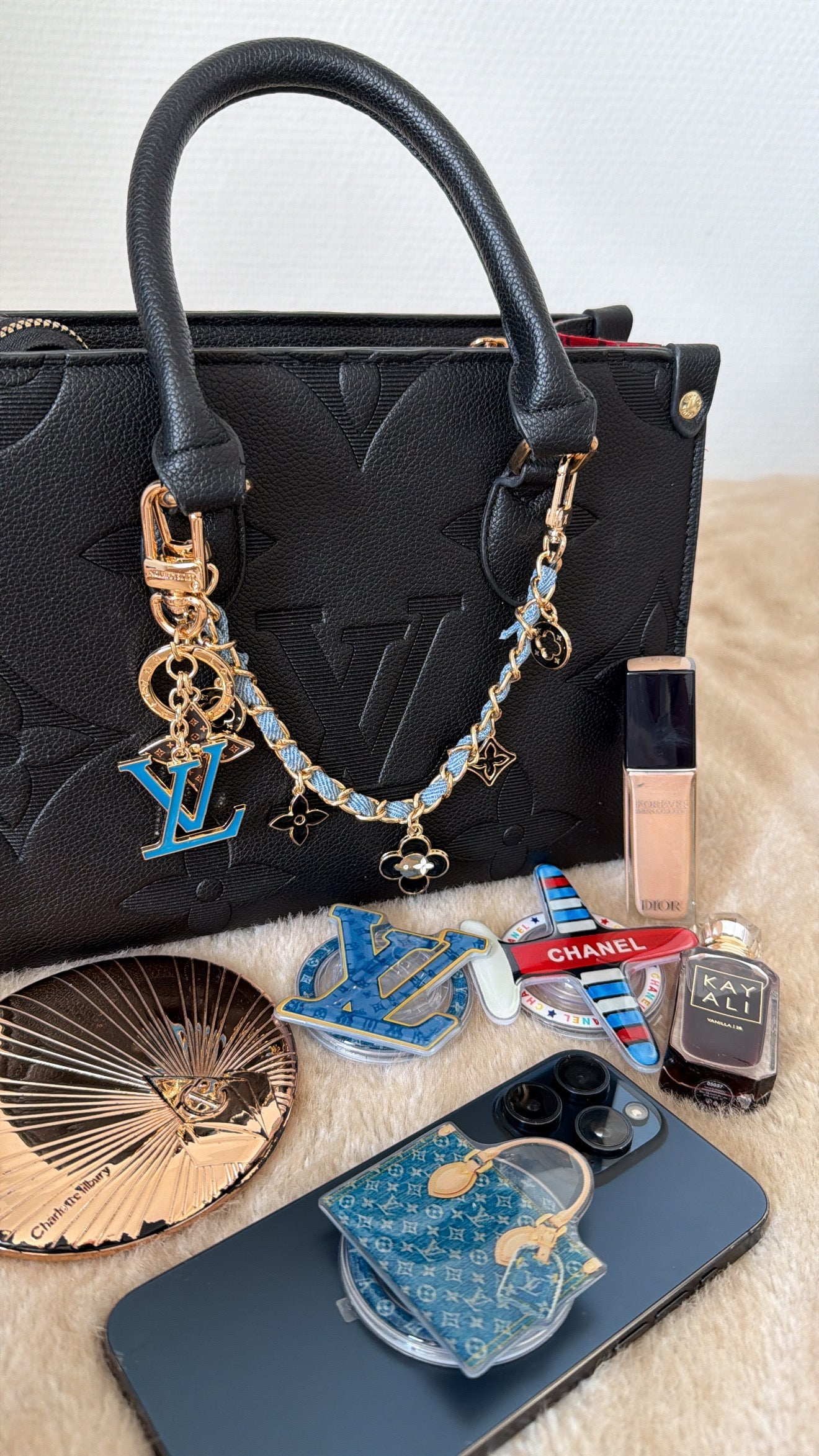 CHARM VINTAGE