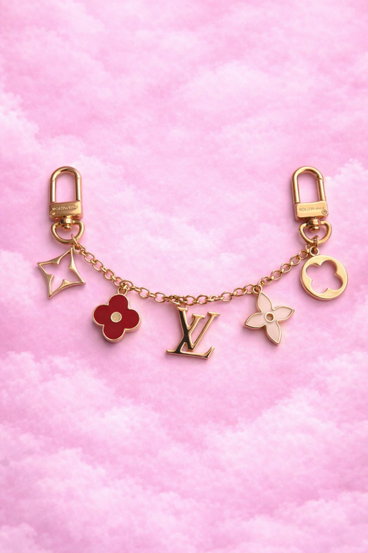 CHARM RED
